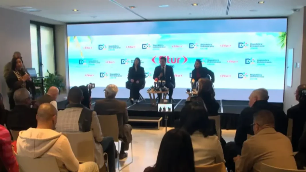 rd-presenta-punta-bergantin-miches-y-pedernales-en-fitur-2026-d0c2864f-focus-0-0-1200-675