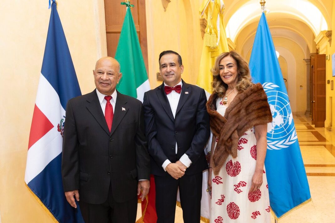 Embajada de la República Dominicana, celebra el aniversario de la ...