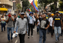 Caracas vuelve a las calles: sindicatos cuestionan al Gobierno y su respuesta al terremoto