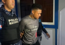 Hombre de 29 años se entrega tras hallazgo sin vida de joven en Santiago