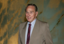 Fallece Terence Donovan y enluta al mundo de la actuación