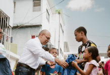 Empresarios, comunicadores y profesionales se unen por los niños de La Vega