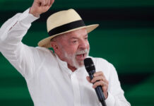 Lula reacciona al viaje de Flávio Bolsonaro a EE. UU. con una frase contundente