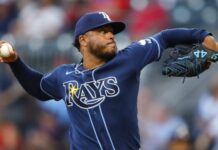 El dominicano Freddy Peralta buscará prolongar su dominio en la Serie Mundial