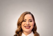 Trayectoria y compromiso periodístico: Susy Aquino Gautreau recibe nominación en los Premios La Flor