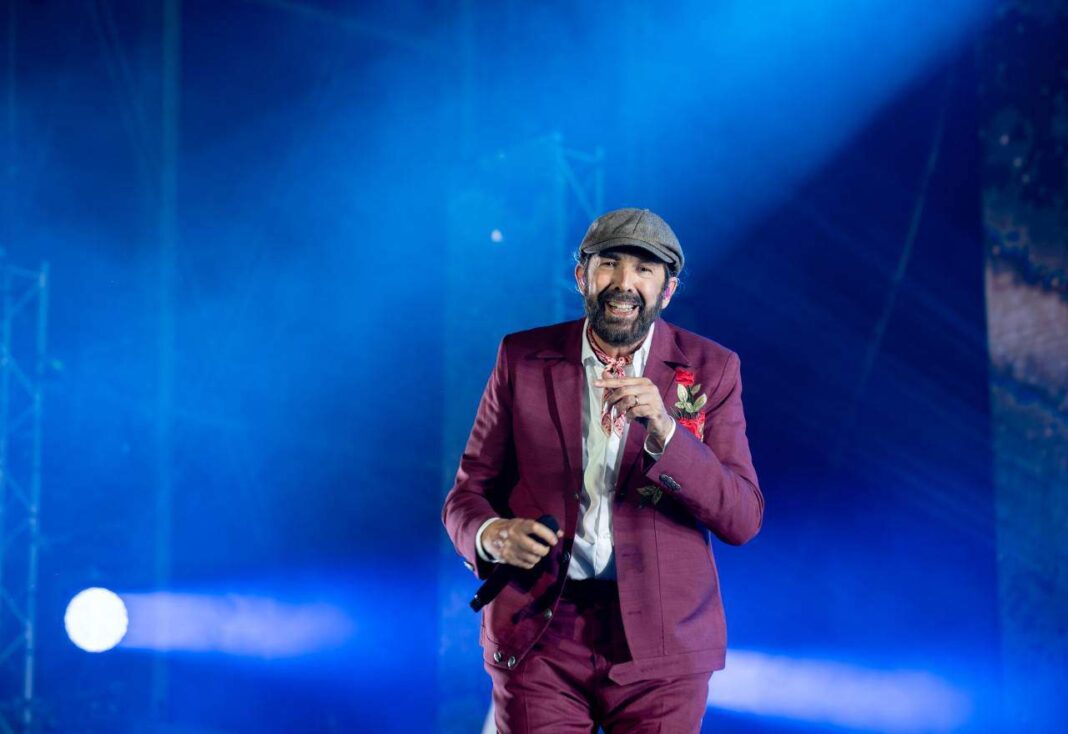juan-luis-guerra-vuelve-al-olimpico-y-lo-convierte-en-pista-de-baile (1)